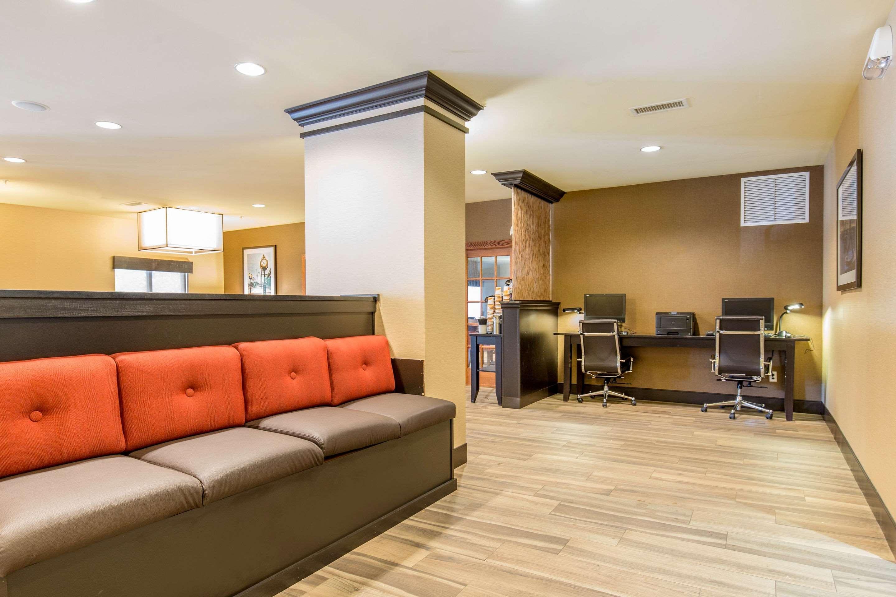 Comfort Suites Fairview Heights Εξωτερικό φωτογραφία