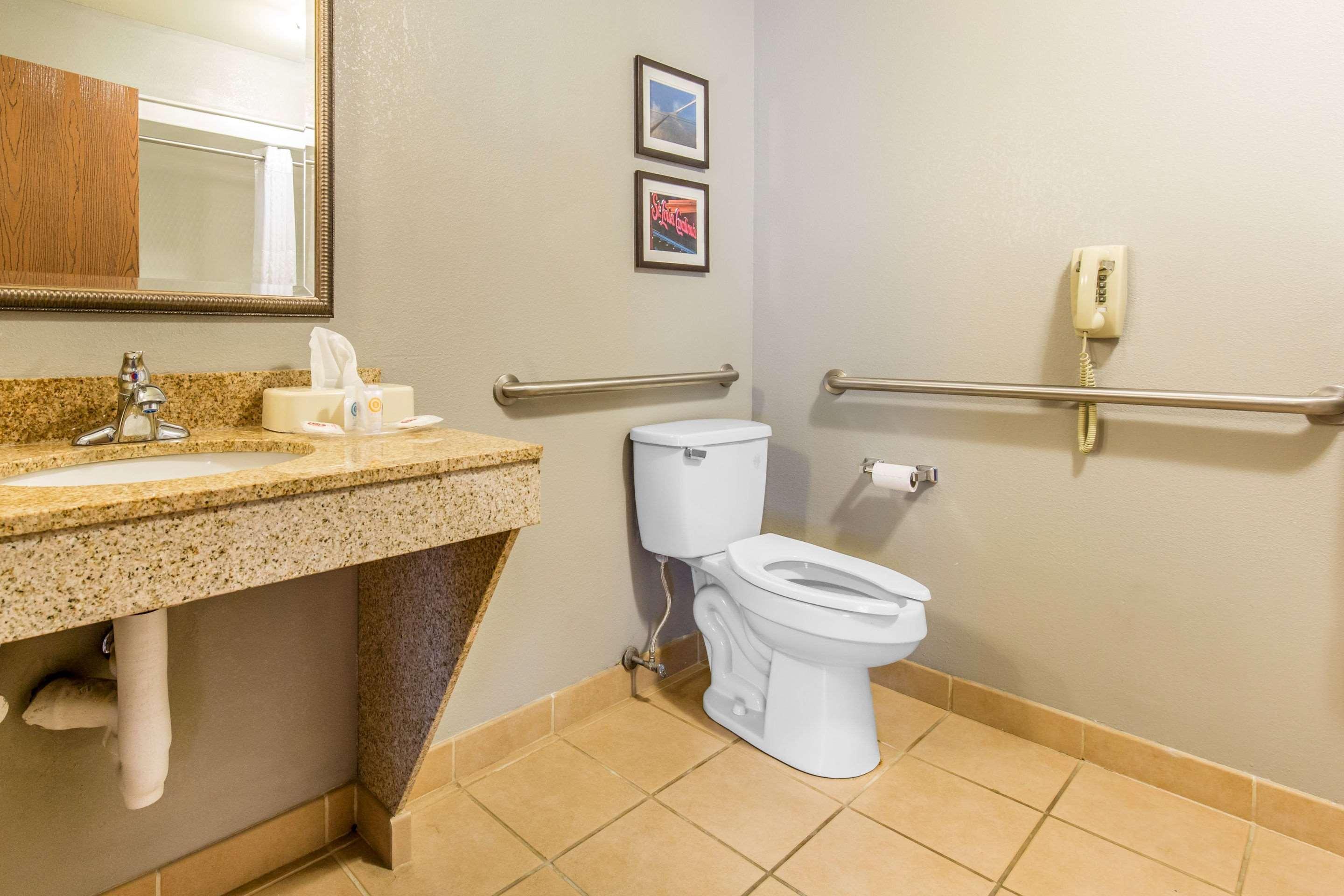 Comfort Suites Fairview Heights Εξωτερικό φωτογραφία