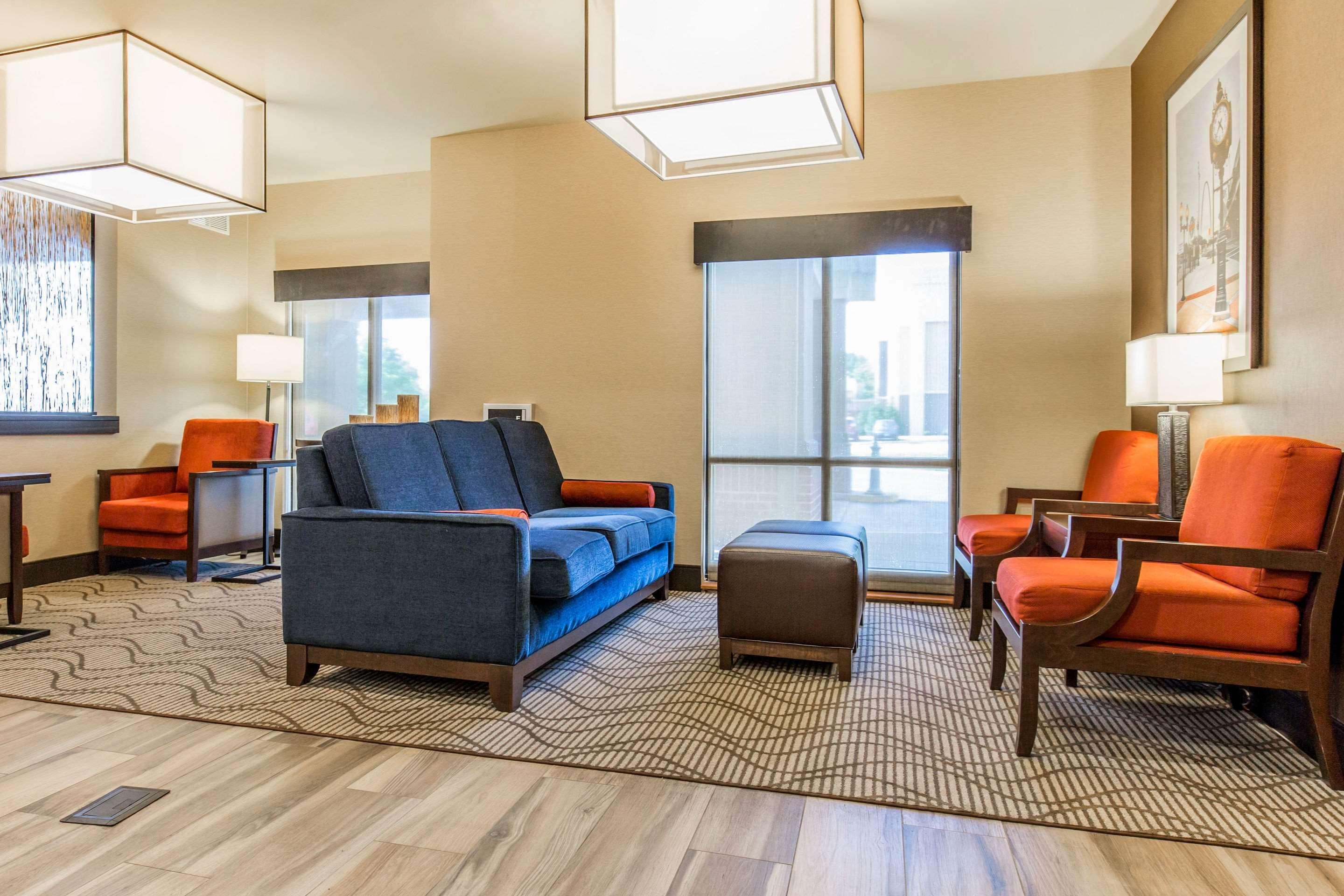 Comfort Suites Fairview Heights Εξωτερικό φωτογραφία